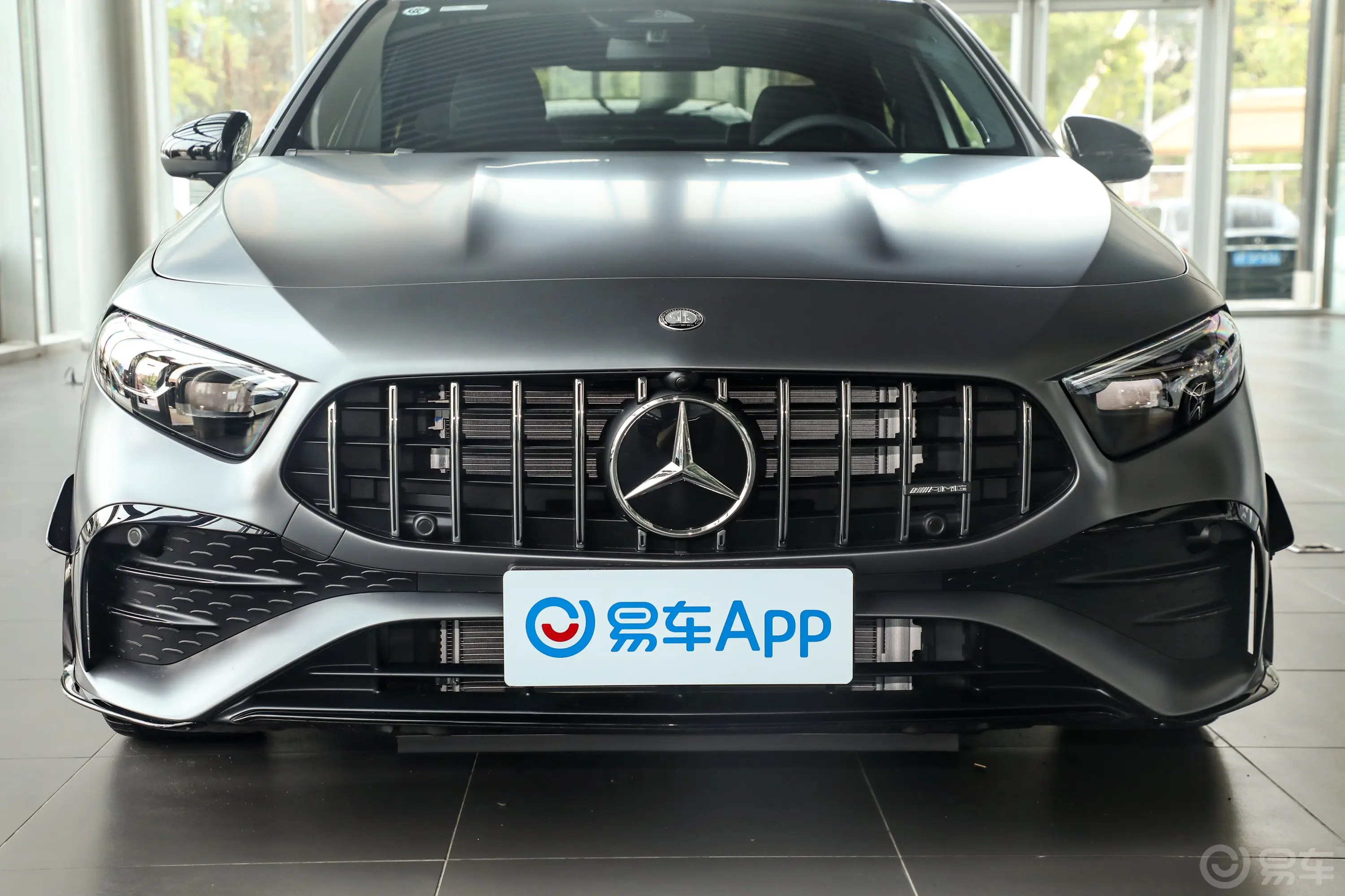 奔驰A级 AMG改款 AMG A 35 L 4MATIC外观细节