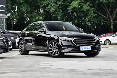 2024款 奔驰E级 改款 E 300 L 豪华型外观