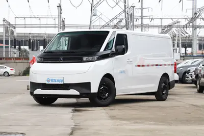 2024款 远程超级VAN 460km 中轴低顶创富版 66kWh 2/3座外观