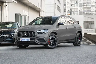 2024款 奔驰GLA AMG AMG GLA 35 4MATIC外观