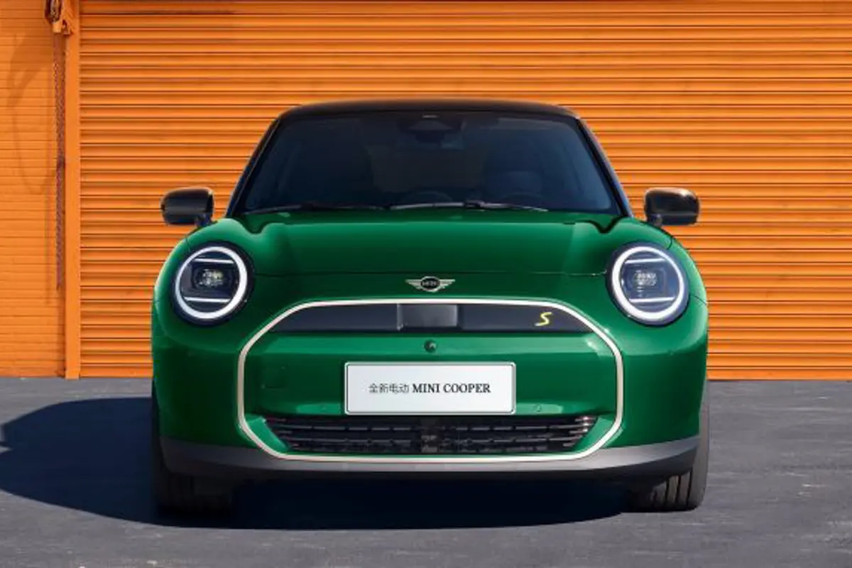 电动MINI COOPER452km COOPER SE 艺术家