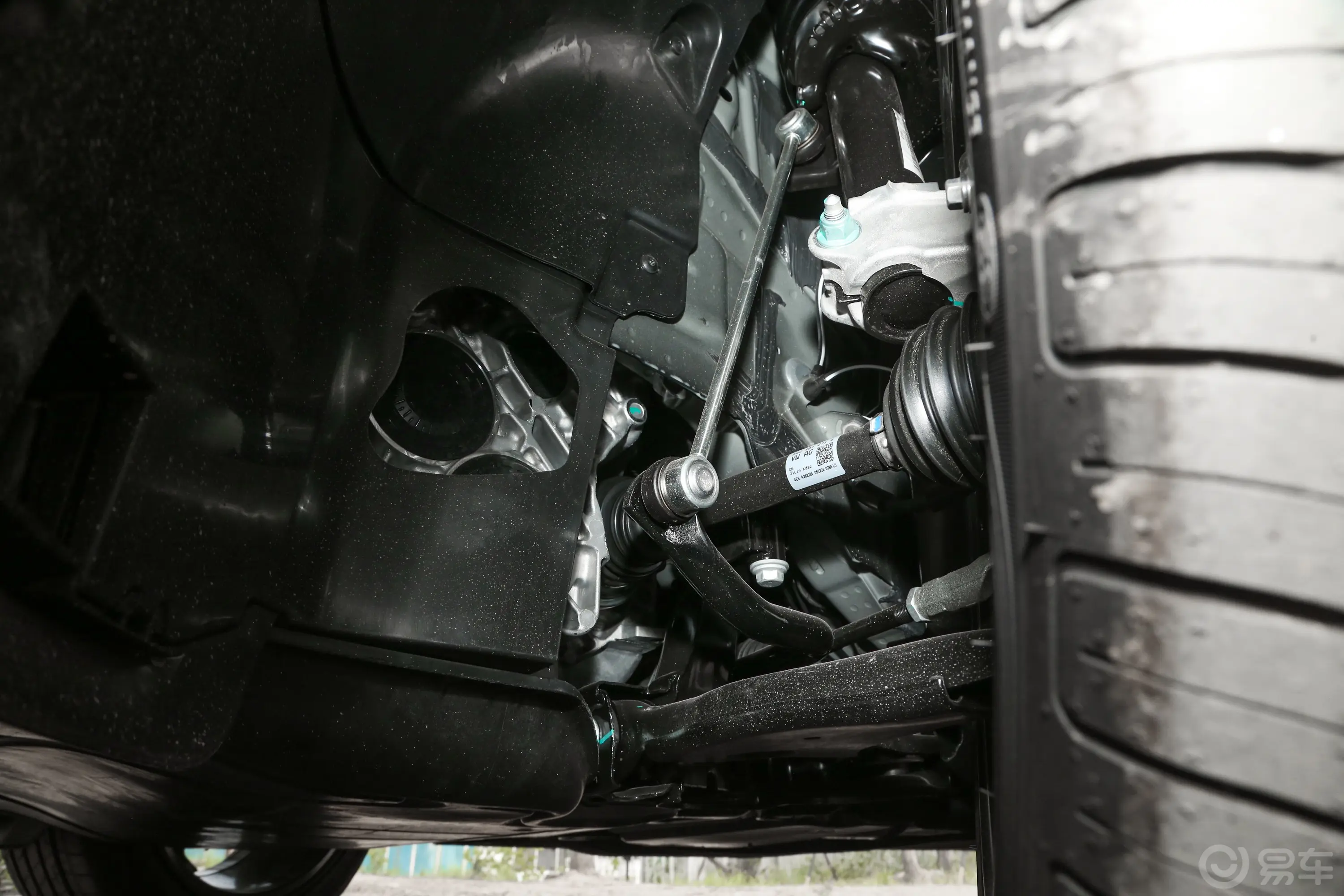 迈腾众享版 330TSI 豪华型左侧前悬架