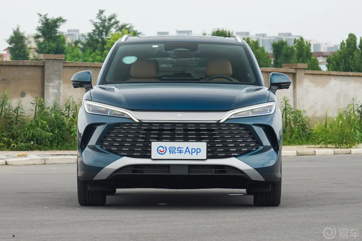 宋L DM-i1.5L 160km 超越型正前水平
