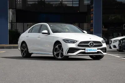 2024款 奔驰C级 改款三 C 260 L 4MATIC 运动版外观