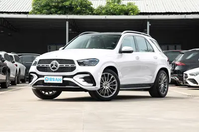 2024款 奔驰GLE GLE 450 4MATIC 豪华型外观