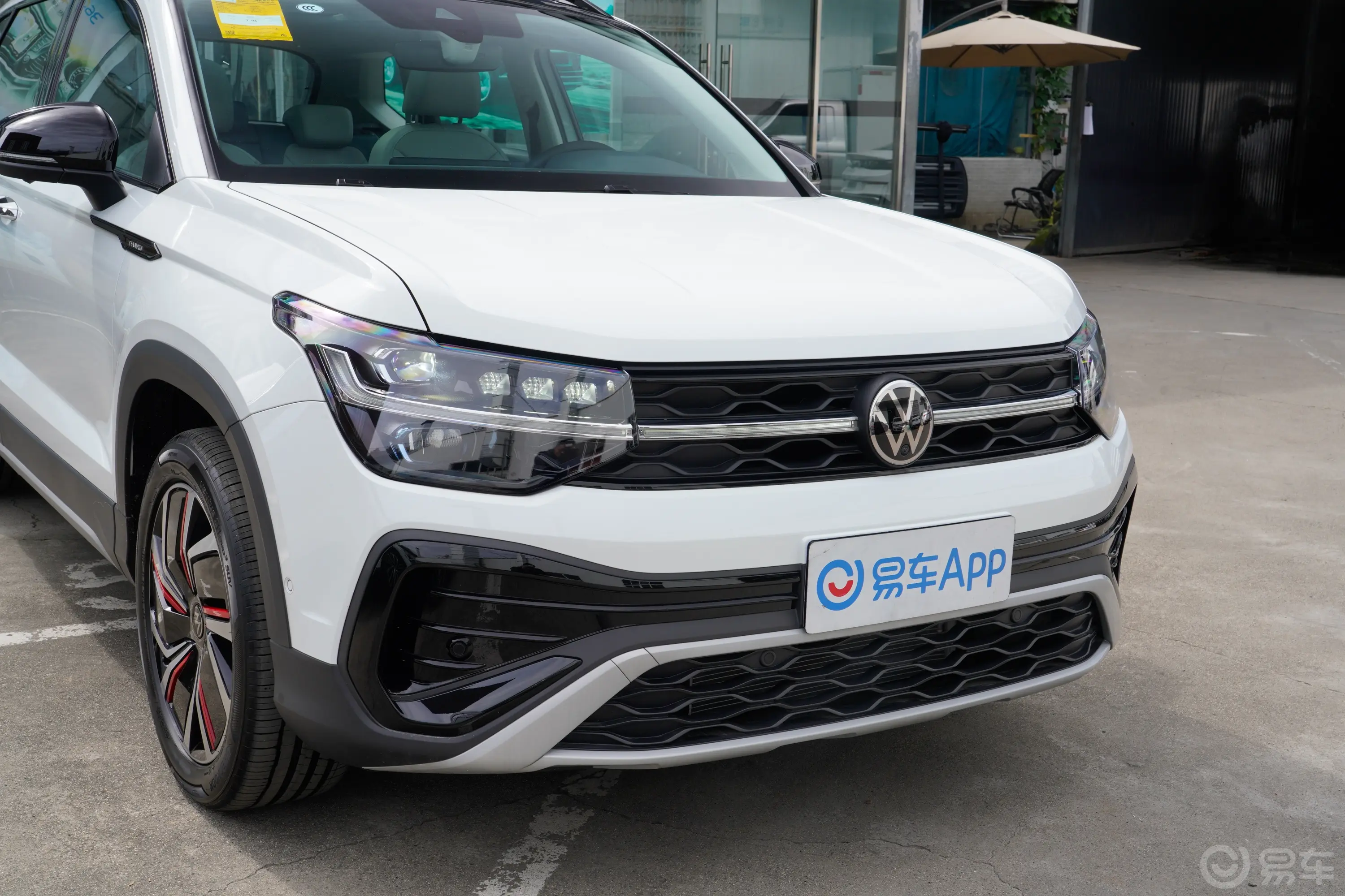 途岳330TSI 四驱月尊版外观灯组