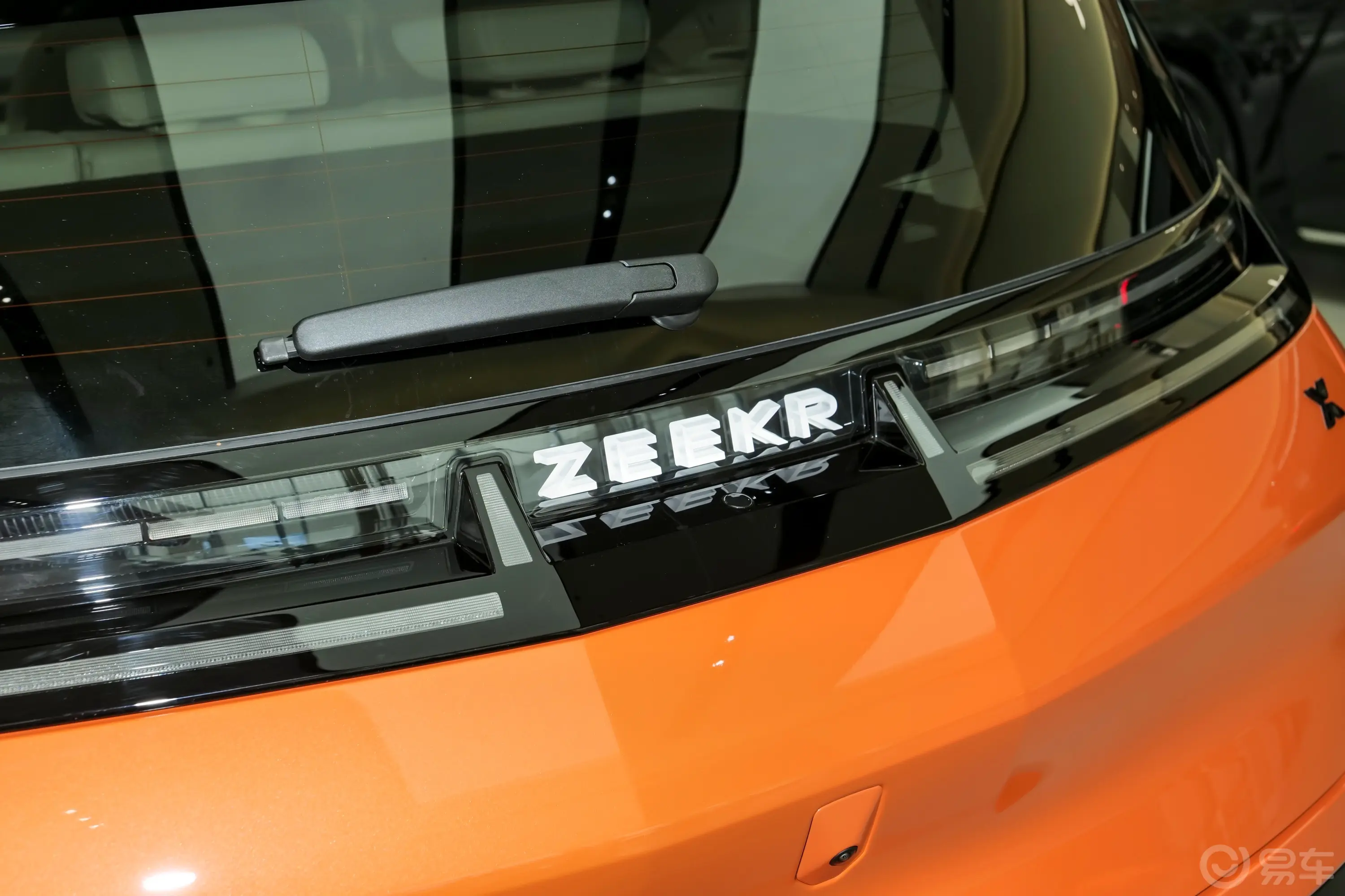 ZEEKR X512km 四驱运动版 5座外观细节