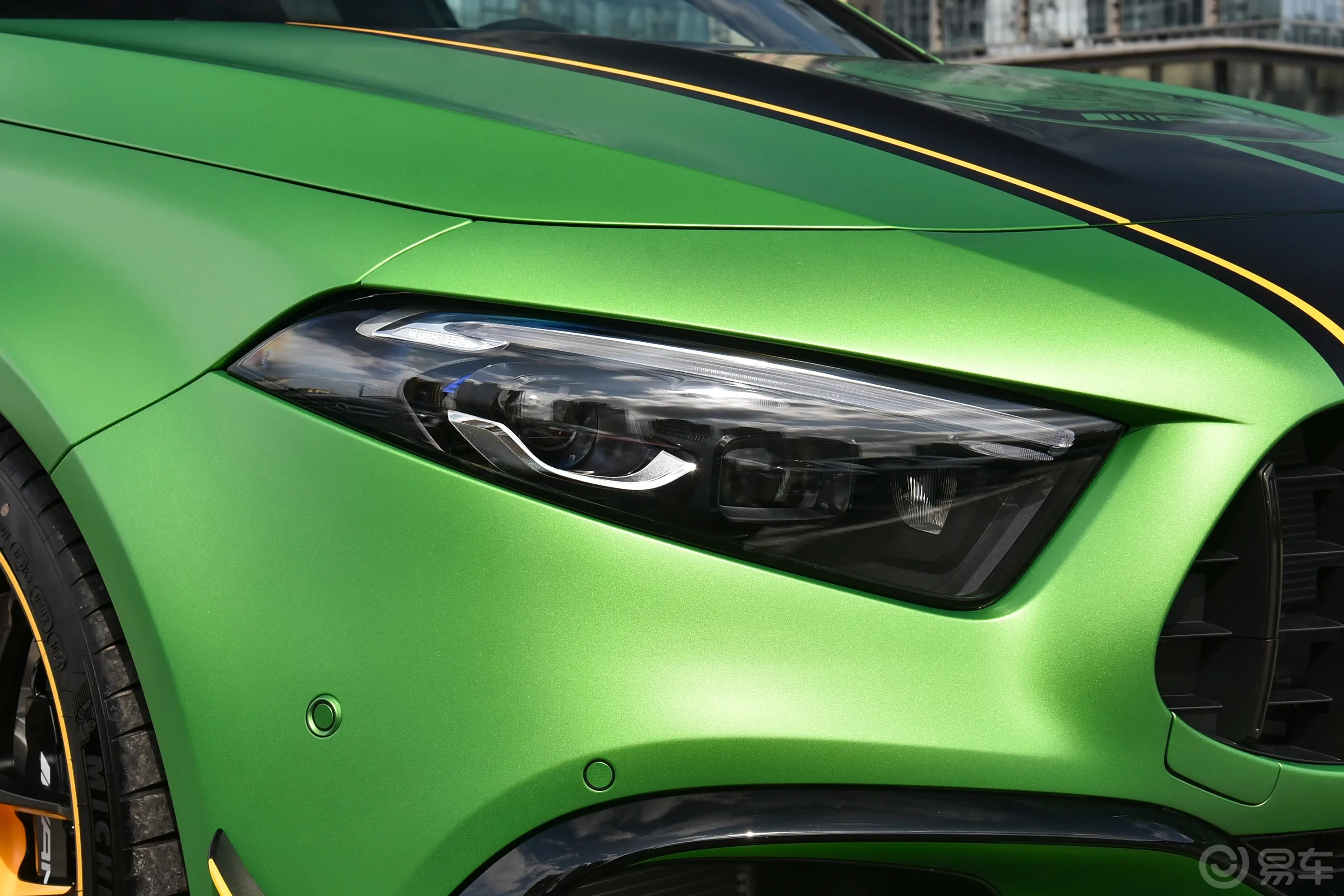 【奔驰A级 AMG(进口)AMG A 45 S 4MATIC+ 魔焰绿特别版外观灯组图片-汽车图片大全】-易车