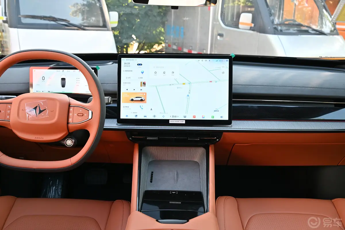 eπ007增程版 200km 后驱Pro版中控台整体