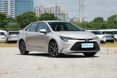 2024款 雷凌 双擎 1.8L 领先版外观