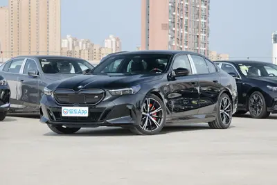 2024款 宝马i5(进口) xDrive M60外观