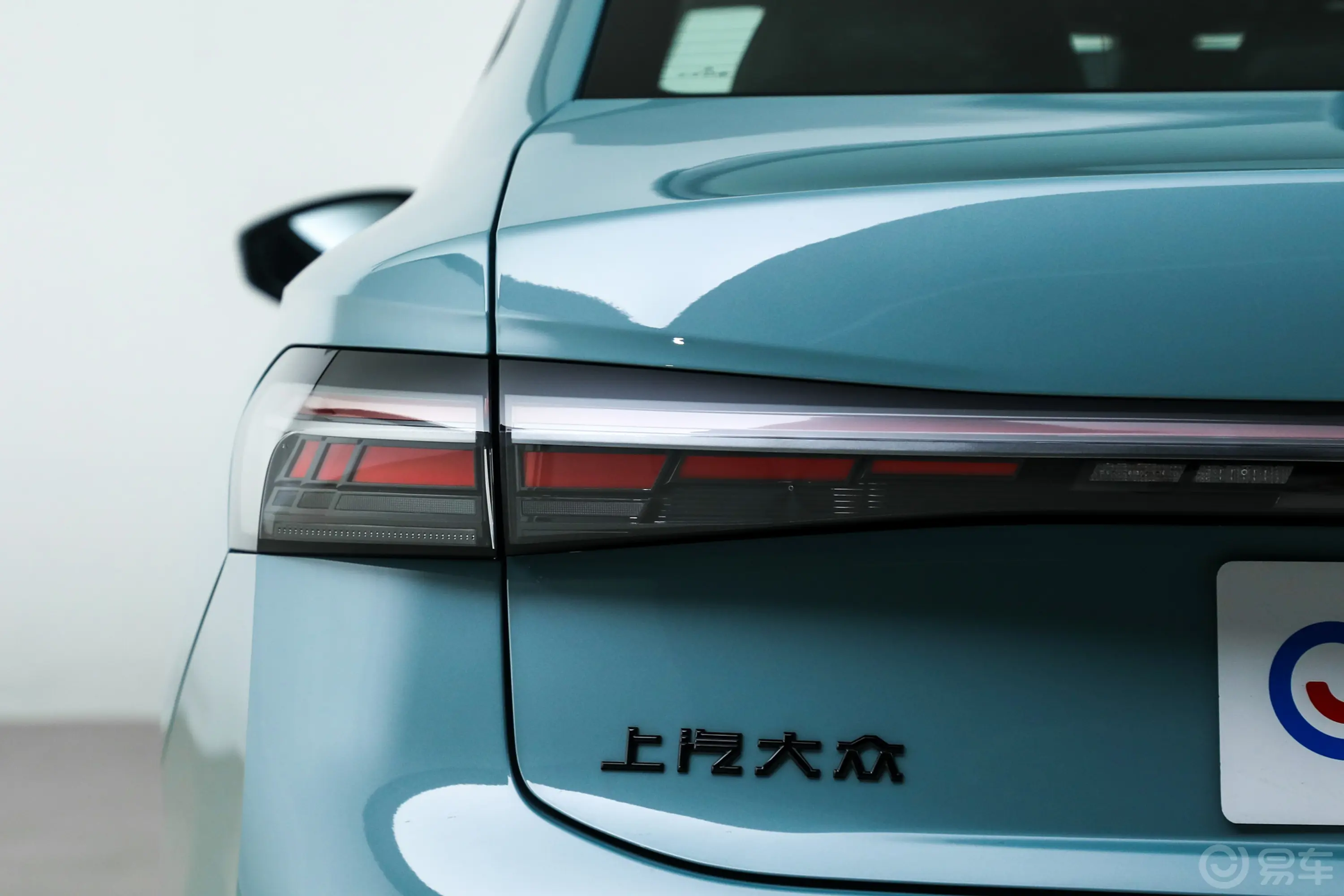 帕萨特Pro 380TSI 星空龙尊版外观灯组