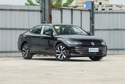 2025款 帕萨特 Pro 380TSI 龙耀版外观