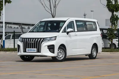 2025款 锐胜王牌M7新能源 320km 豪华版 9座外观