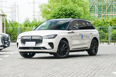 2025款 冒险家 混动 1.5T 前驱木兰特别版外观