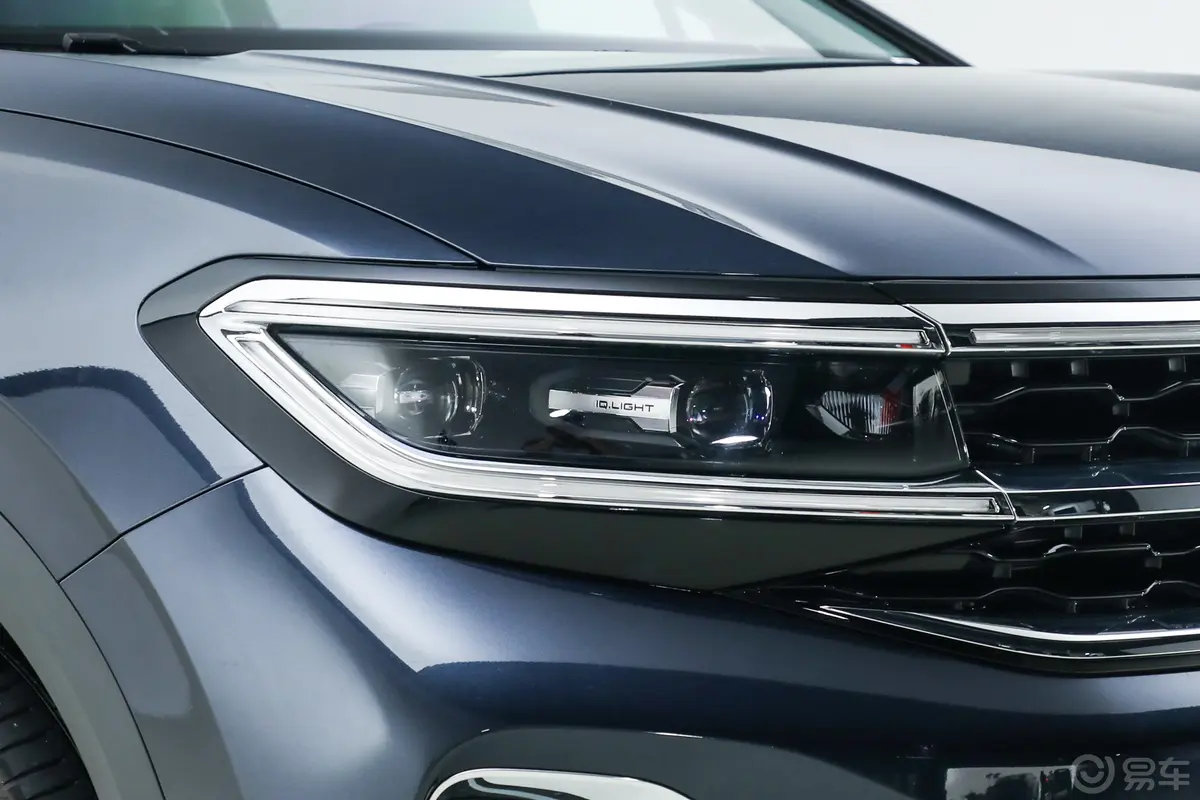 揽境380TSI 四驱旗舰胜境版 6座外观灯组