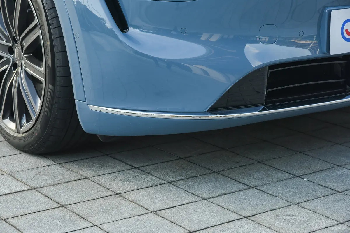 智界R7纯电版 736km 四驱Ultra外观细节