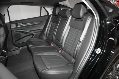 2025款 蒙迪欧 2.0T EcoBoost 豪华型空间