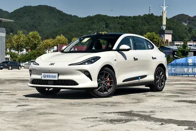 2025款 智己LS6 625km 后驱灵蜥智驾版外观