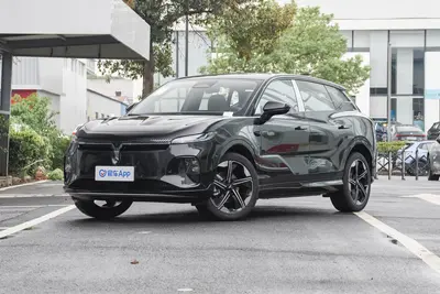 2024款 岚图知音 901km 后驱超长续航智享版外观
