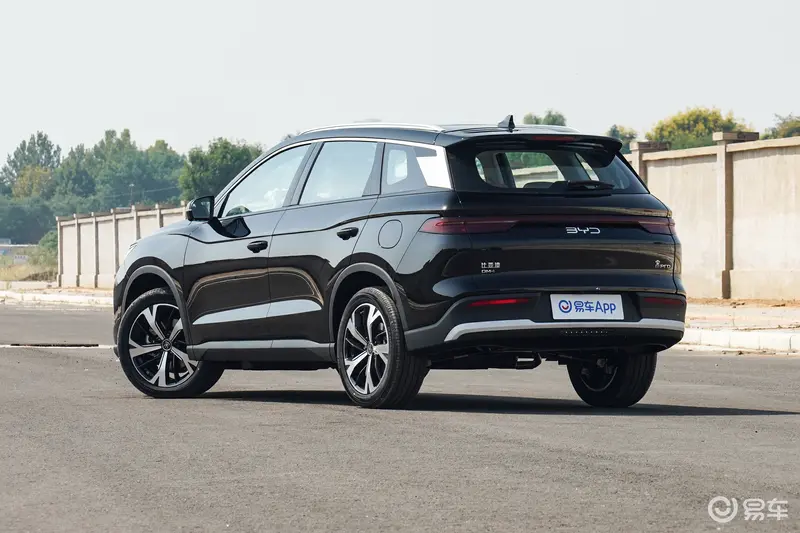 深圳比亚迪宋Pro新能源降价消息特价1048万!错过就没有