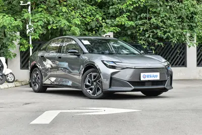 2024款 丰田bZ3 517km 精英PRO外观