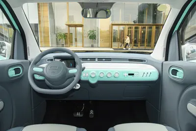 2025款 奔腾小马 222km 灵动马内饰