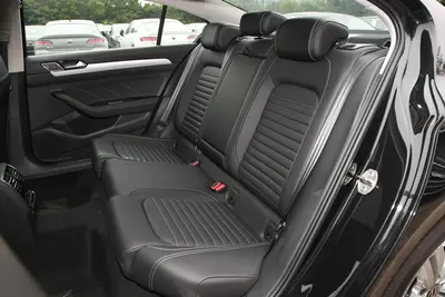 2025款 迈腾 众享版 280TSI 舒适型空间