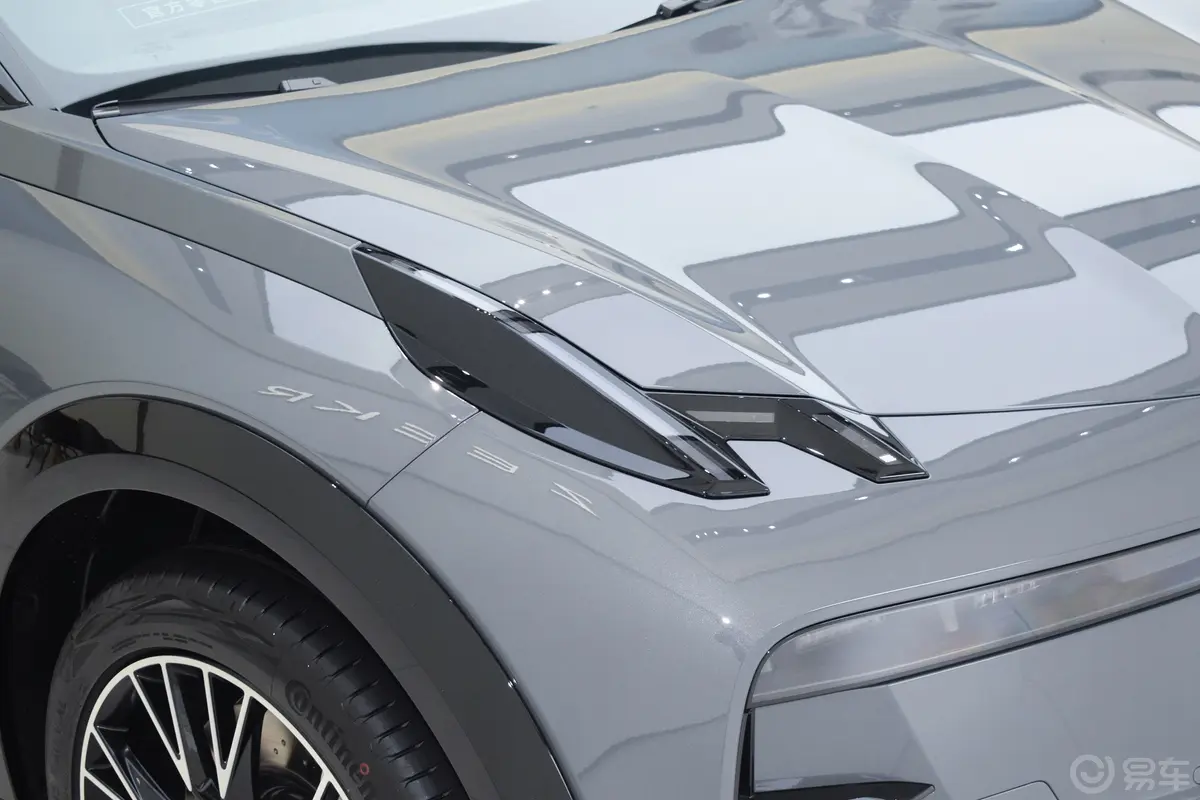 ZEEKR X560km 后驱魔方版 4座外观灯组
