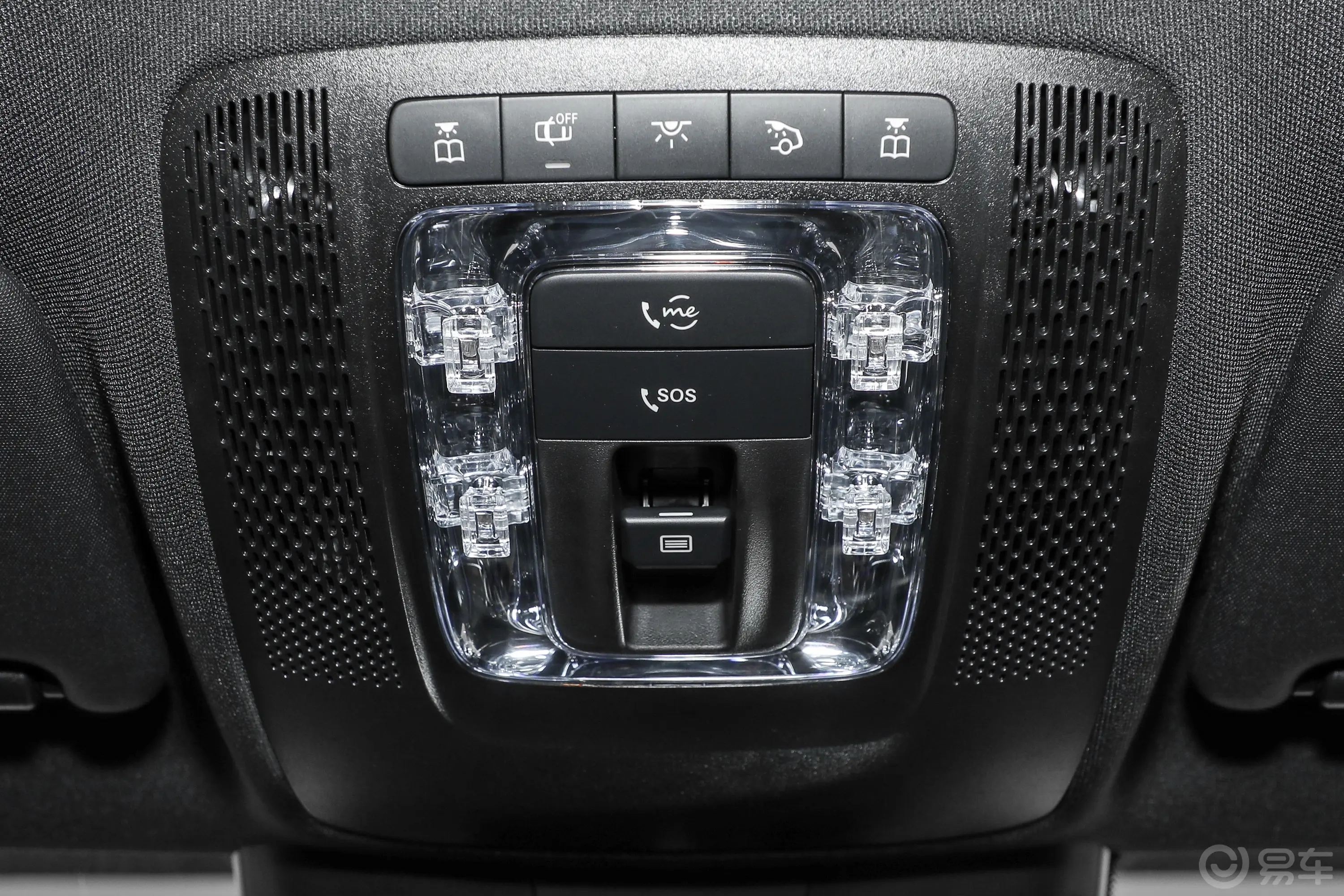 奔驰CLA改款 CLA 260 4MATIC 五门猎跑车中控