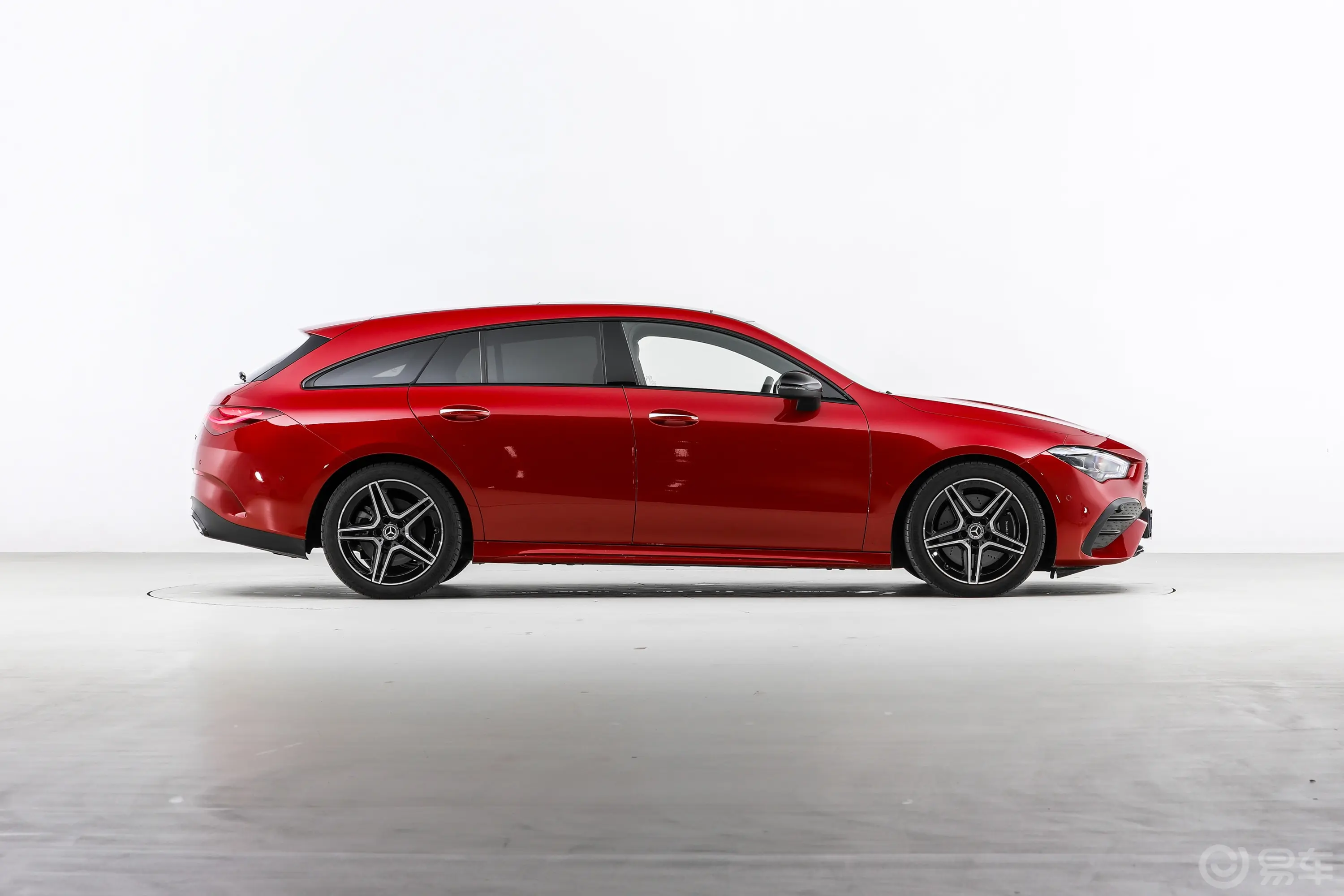 Cla260 【奔驰CLA改款 CLA 260 4MATIC 五门猎跑车正侧车头向右水平图片-汽车图片大全】-易车