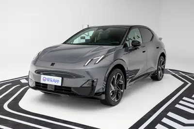 2025款 领克Z20 530km 后驱Max逐日版外观