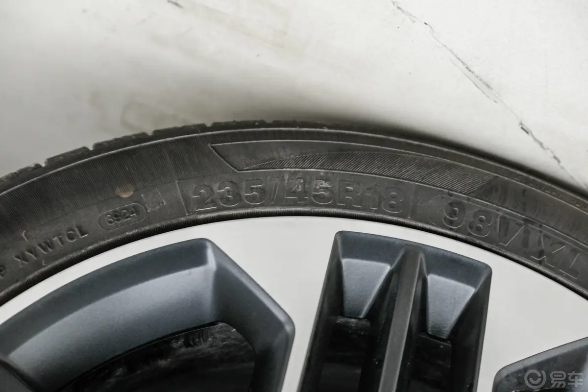 AION RT650km 激光雷达版后轮胎尺寸