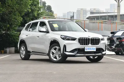 2024款 宝马X1 sDrive20Li X设计套装外观