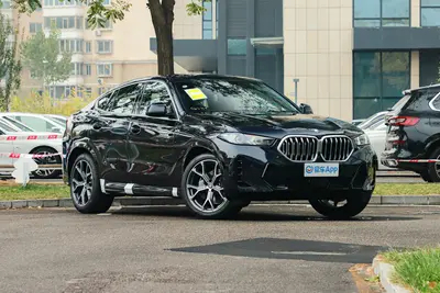 2024款 宝马X6 xDrive40i M运动套装外观