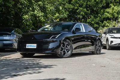 2024款 领克Z10 602km 后驱Pro外观