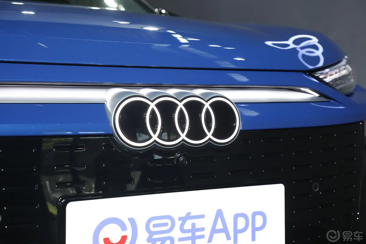 奥迪Q6L Sportback e-tron715km 首发领航版外观细节