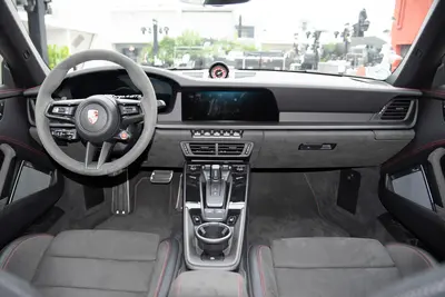2025款 保时捷911 Targa 4 GTS 3.6T内饰