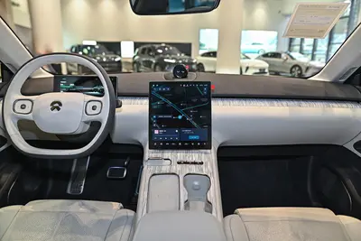 2024款 蔚来ET7 520km 行政签名版 75kWh内饰