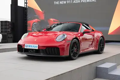 2025款 保时捷911 Targa 4 GTS 3.6T外观