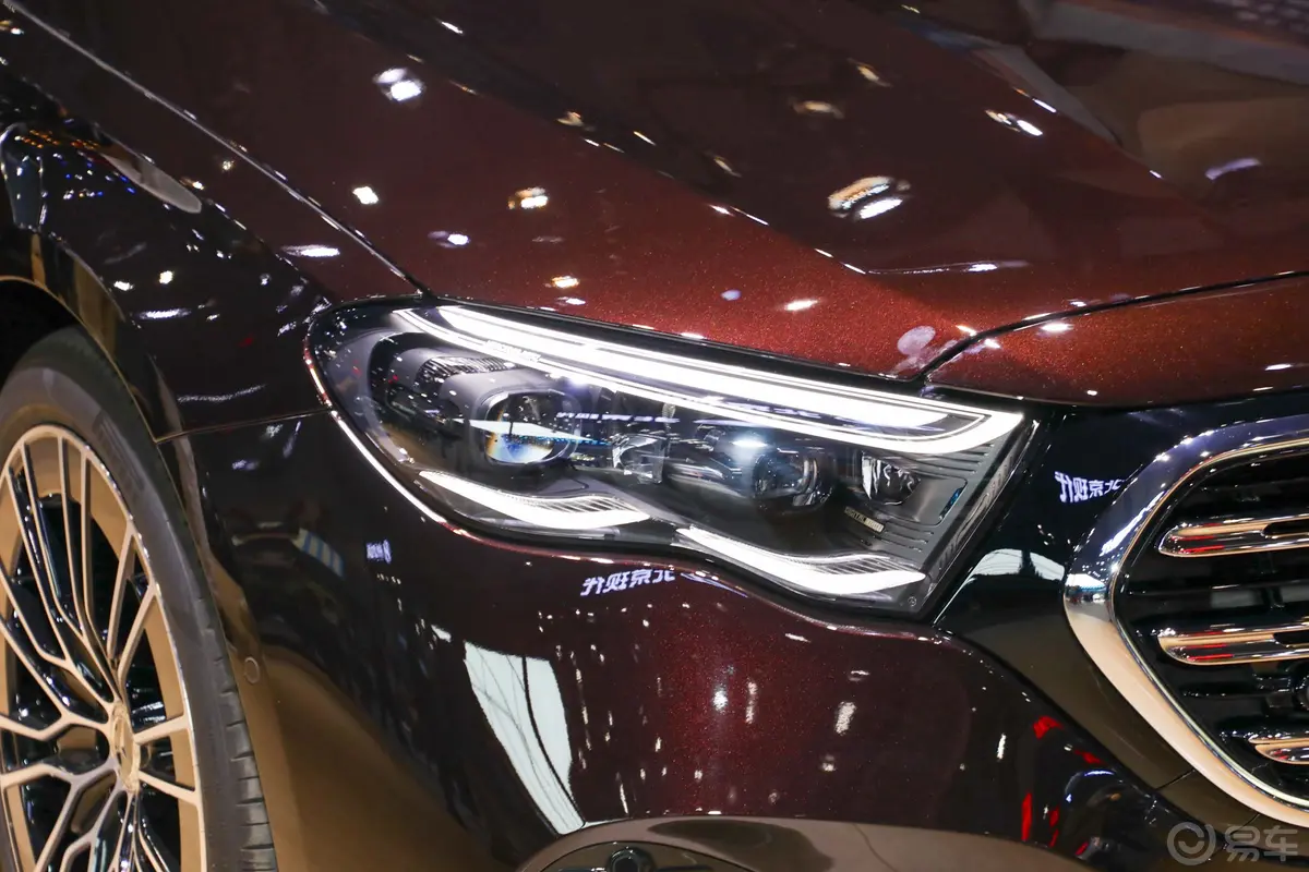 奔驰E级E 300 L 豪华型外观
