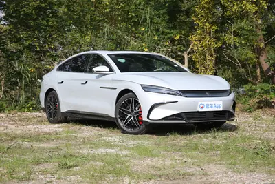 2025款 汉 EV 701km 尊享型外观