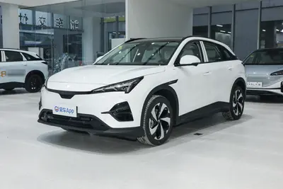 2025款 极狐 阿尔法T5 520 MAX外观