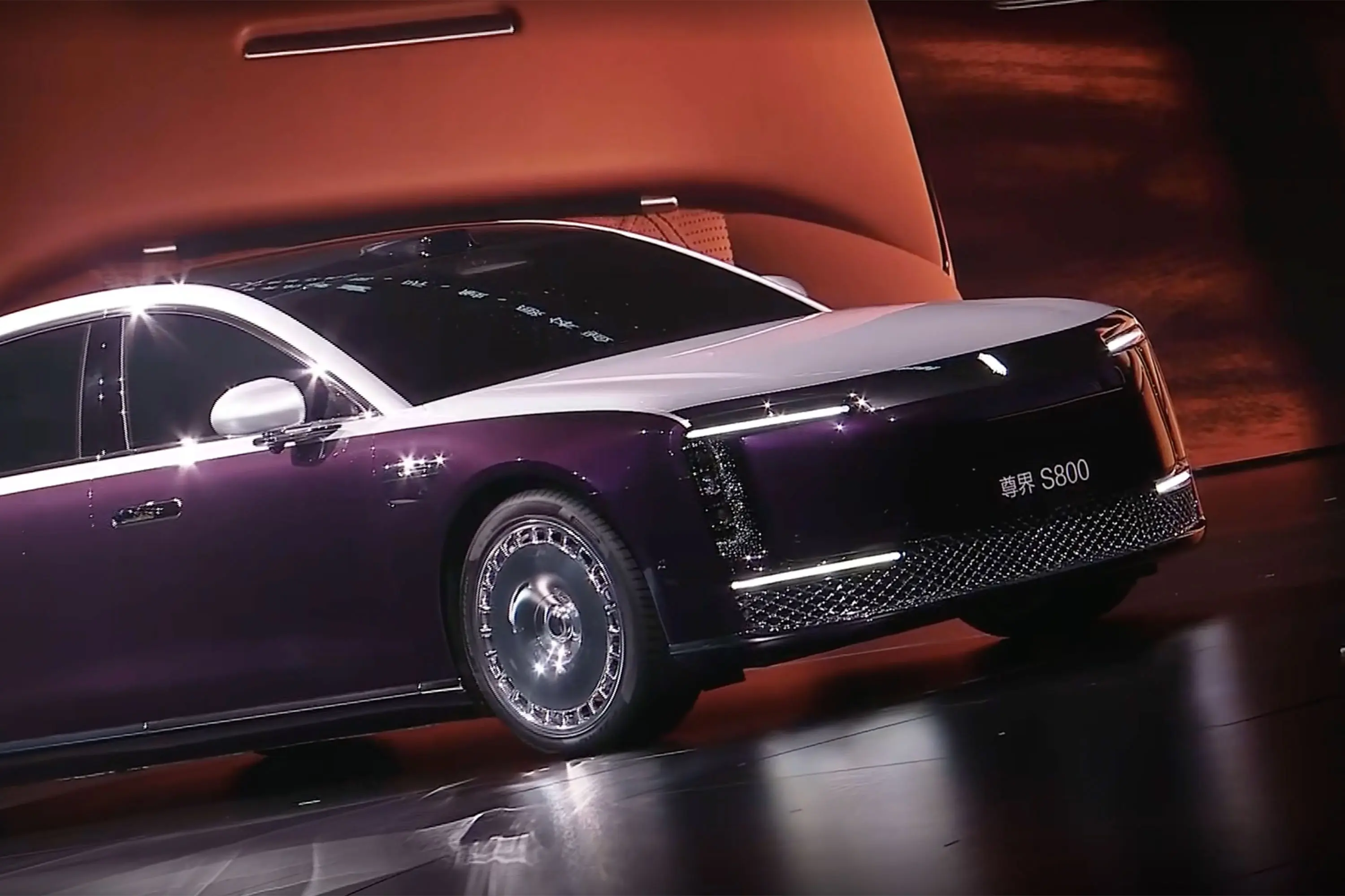 尊界S800纯电版 662km 高配版外观