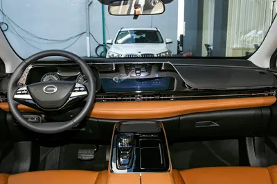 2025款 AION S Plus 480km 舒享版内饰