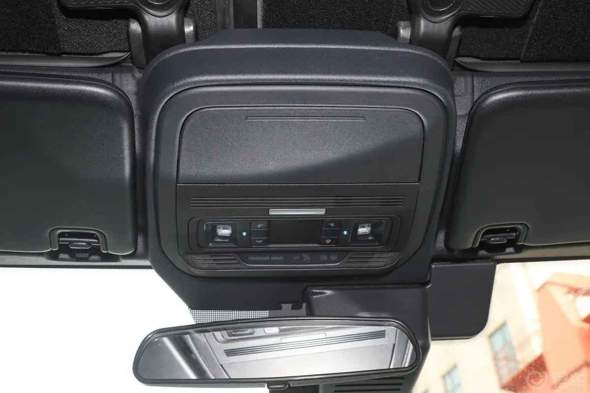 福特烈马2.3T 墨钻版中控
