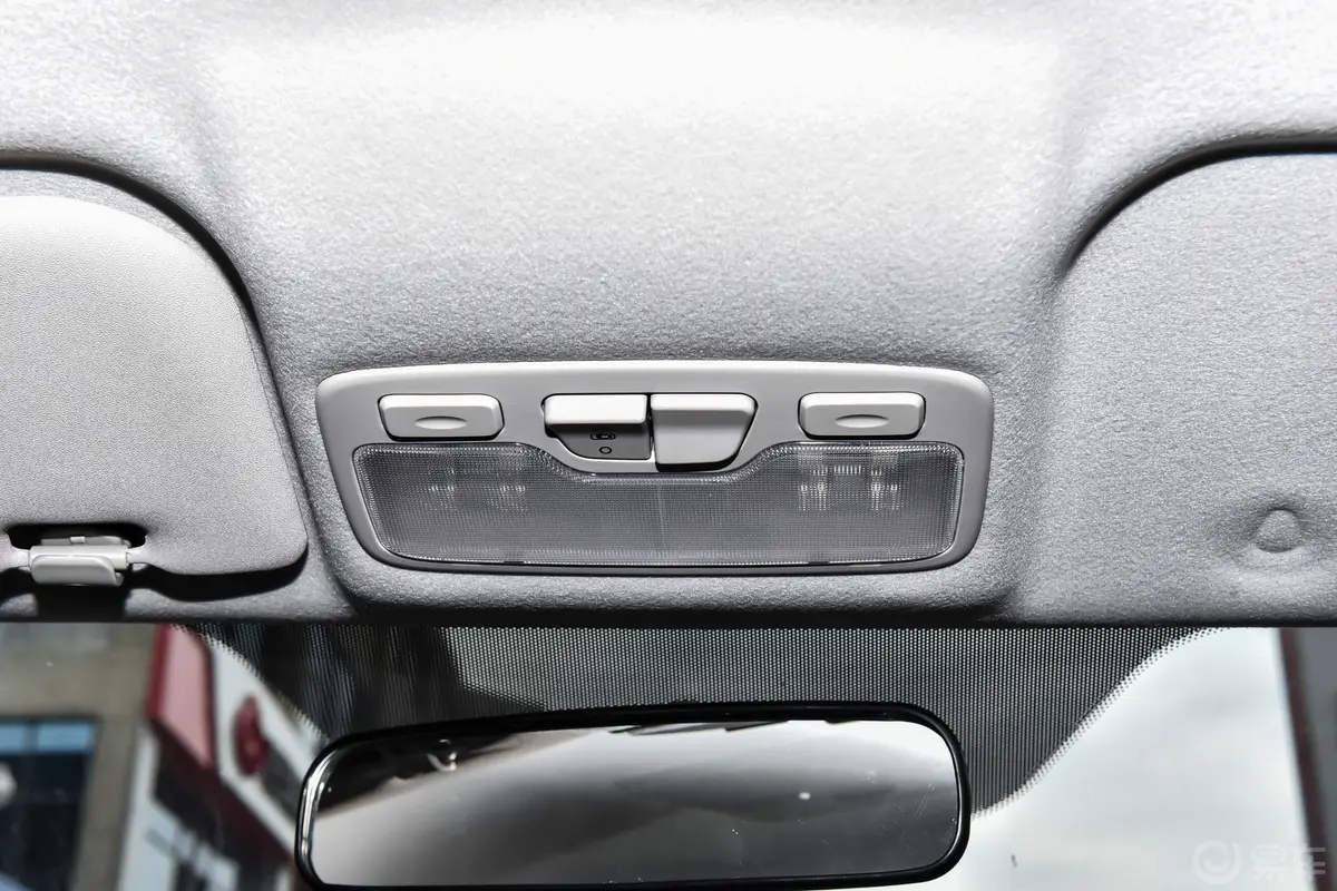 瑞风M3PLUS 1.8L 经典版 7座中控