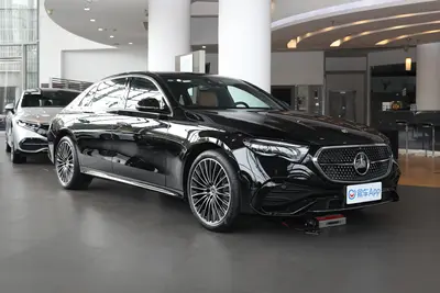 2025款 奔驰E级 E 300 L 运动尊贵型外观