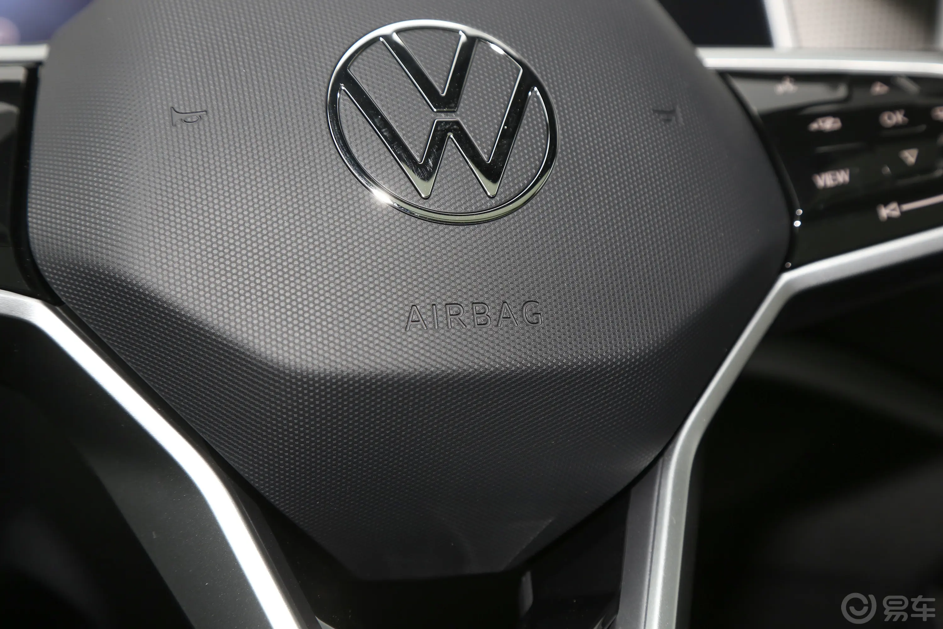 探歌300TSI 辰光版主驾安全气囊