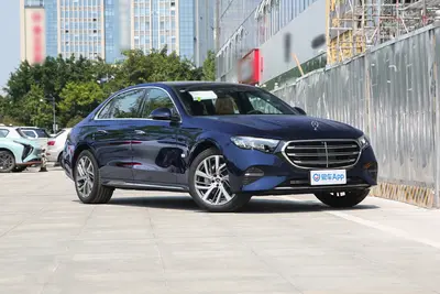 2025款 奔驰E级 E 300 L 时尚型外观